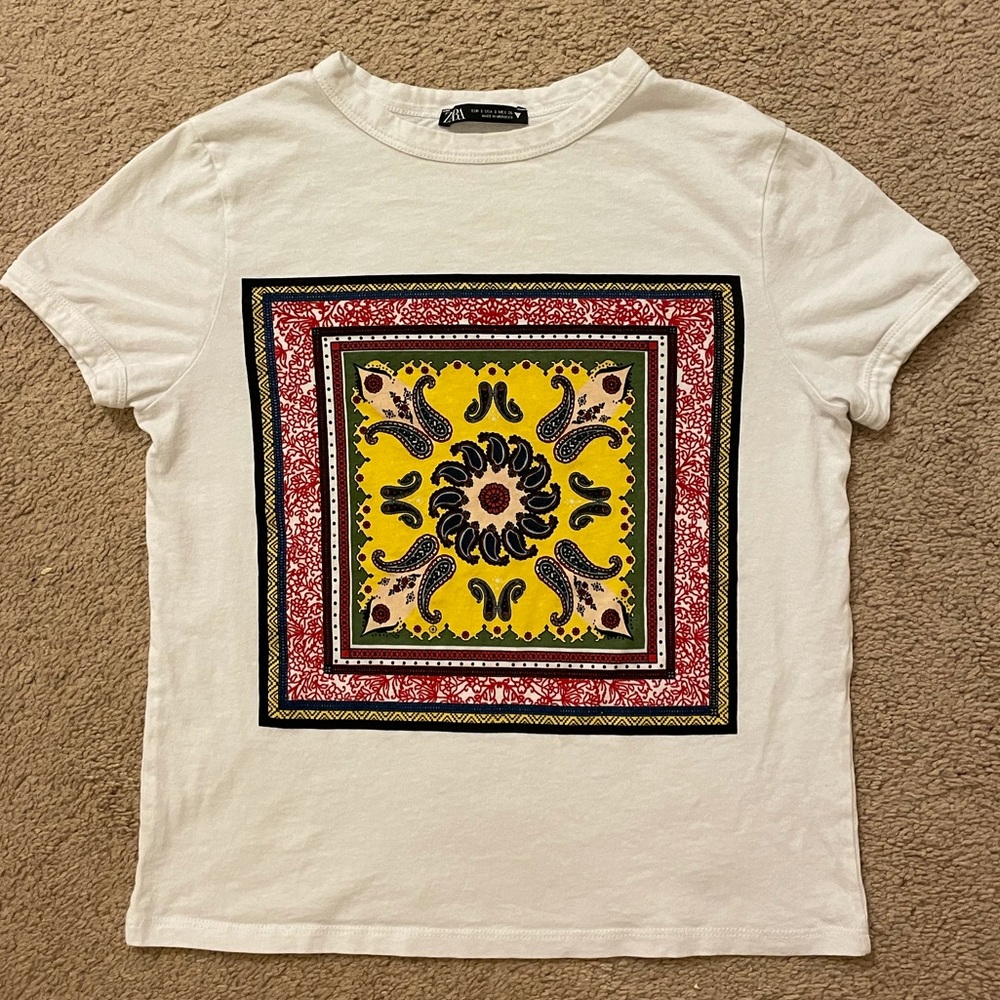Zara Print T-Shirt Size S